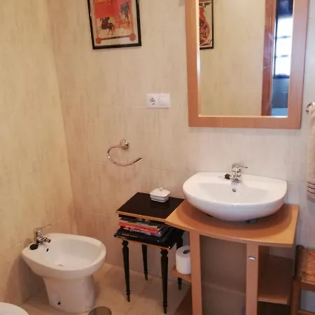 Valle De Cabuérniga: Pet-friendly Family Retreat *
