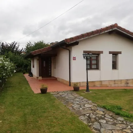 Holiday home Valle De Cabuérniga: Pet-friendly Family Retreat *