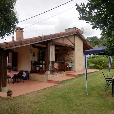 Сasa de vacaciones Acogedor De Tres En El Valle De Cabuerniga, Ideal Familias Grupos Y Mascotas Somos Pet Friendly, Minima Dos Noches *