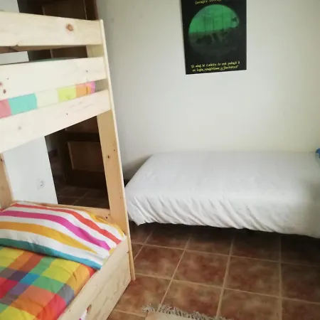 Acogedor De Tres En El Valle De Cabuerniga, Ideal Familias Grupos Y Mascotas Somos Pet Friendly, Minima Dos Noches *